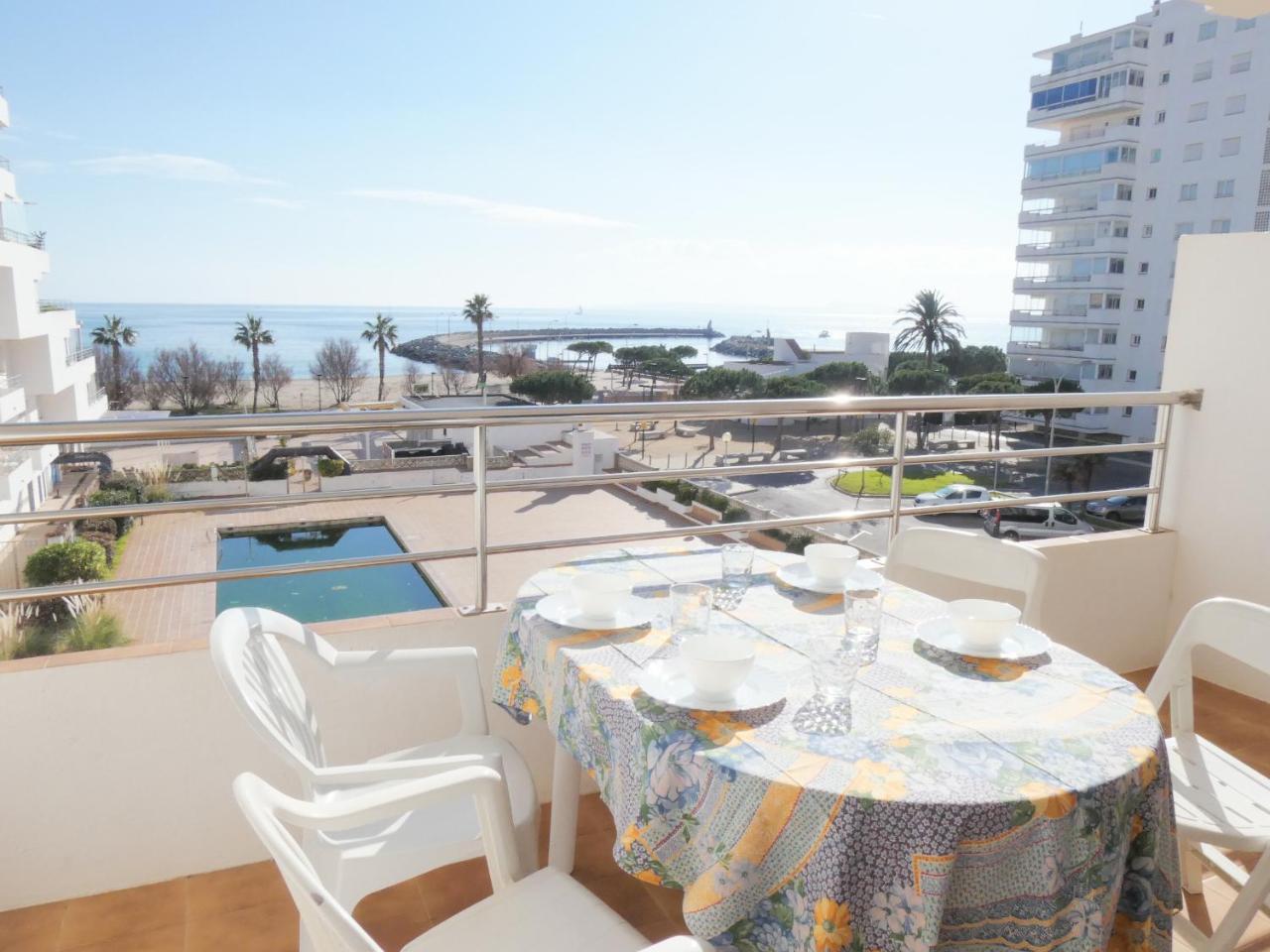 Mare Nostrum 131 Rosas Exterior foto