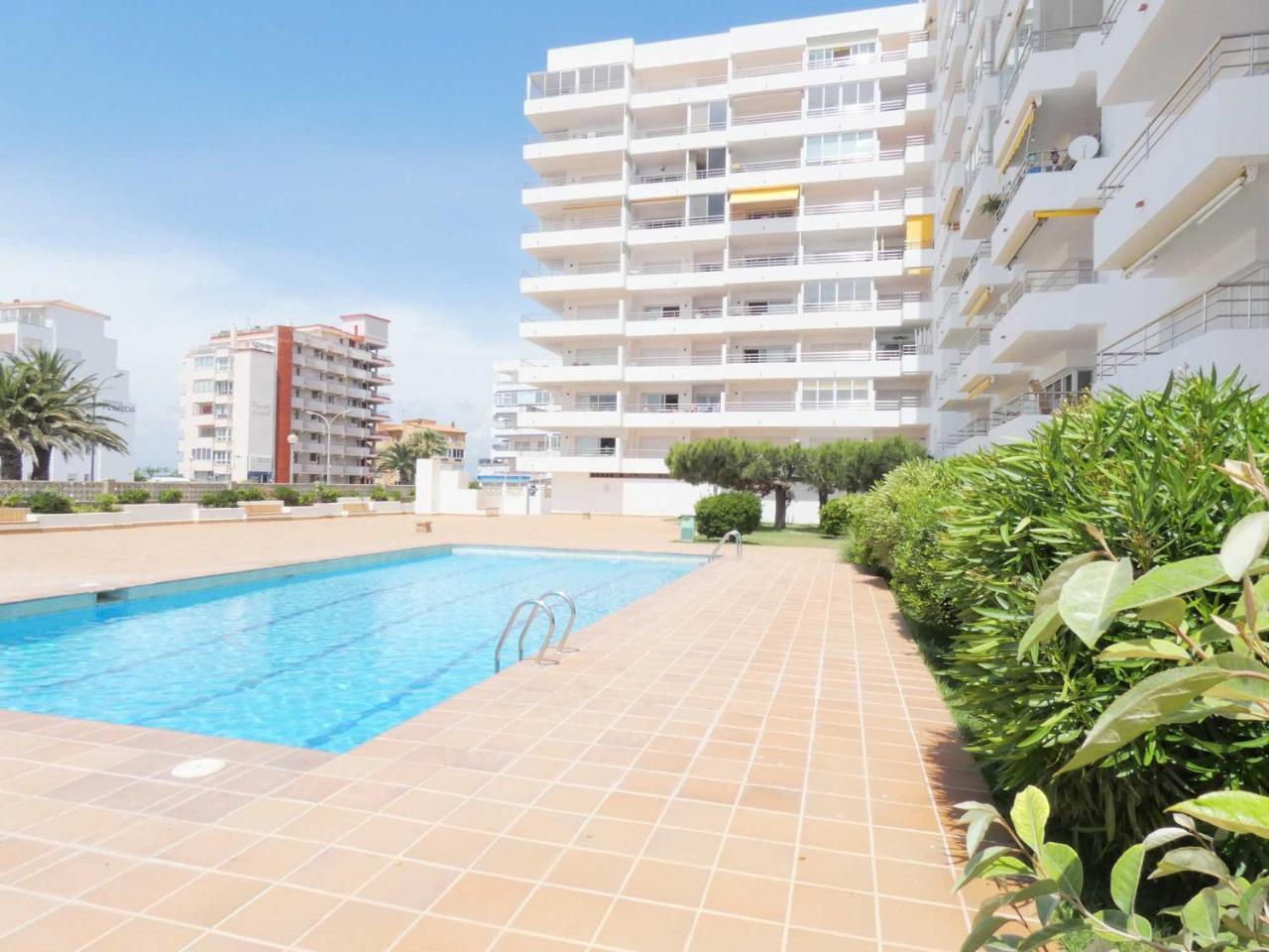Mare Nostrum 131 Rosas Exterior foto