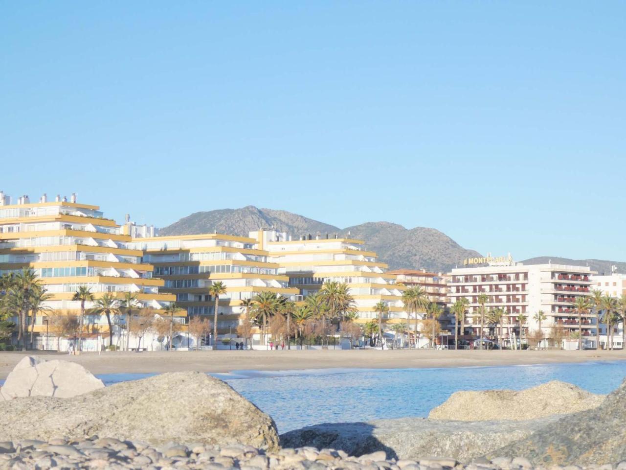Mare Nostrum 131 Rosas Exterior foto